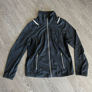 Lululemon Run Nada Jacket Womens Size 6 Lightweight Black Lace Detail Flaw